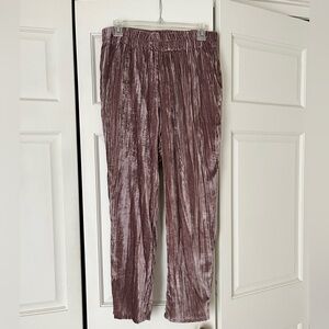 Crinkly velour women’s pants size small mauve